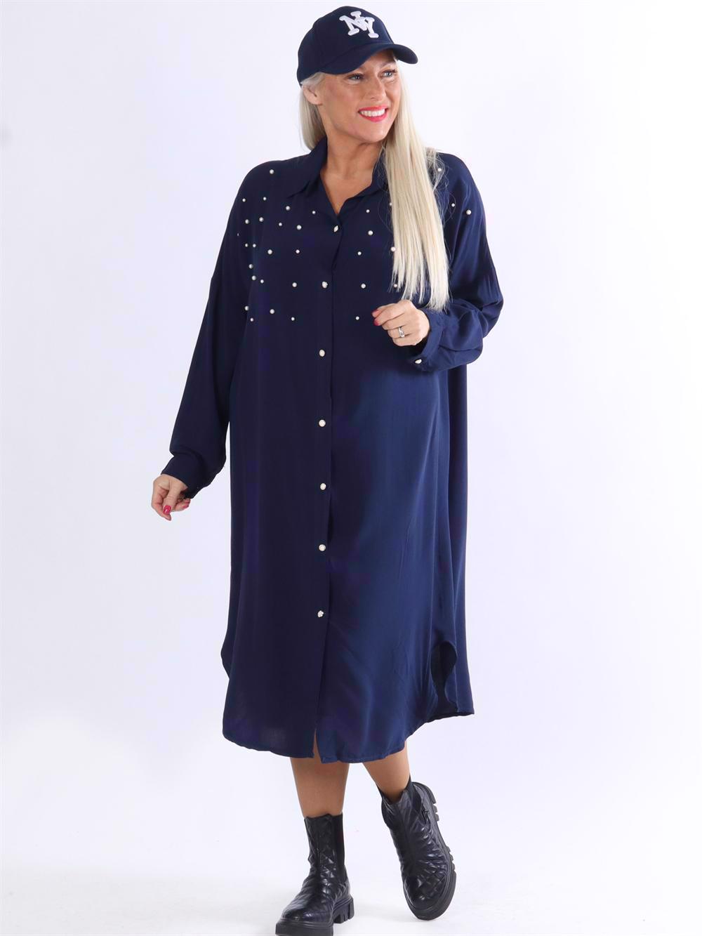 Jules - Lang skjortekjole med hvide perler